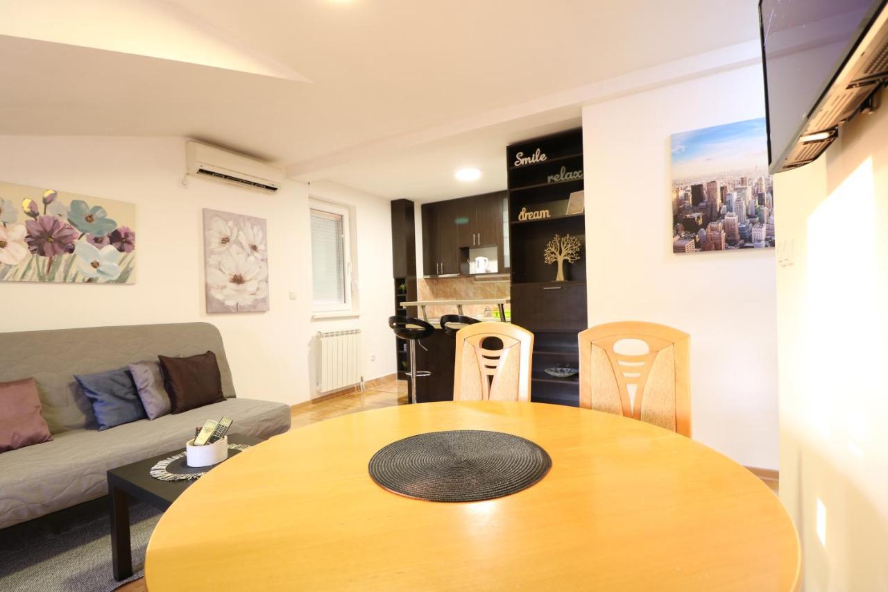 Flat 23 Leilighet Beograd Eksteriør bilde